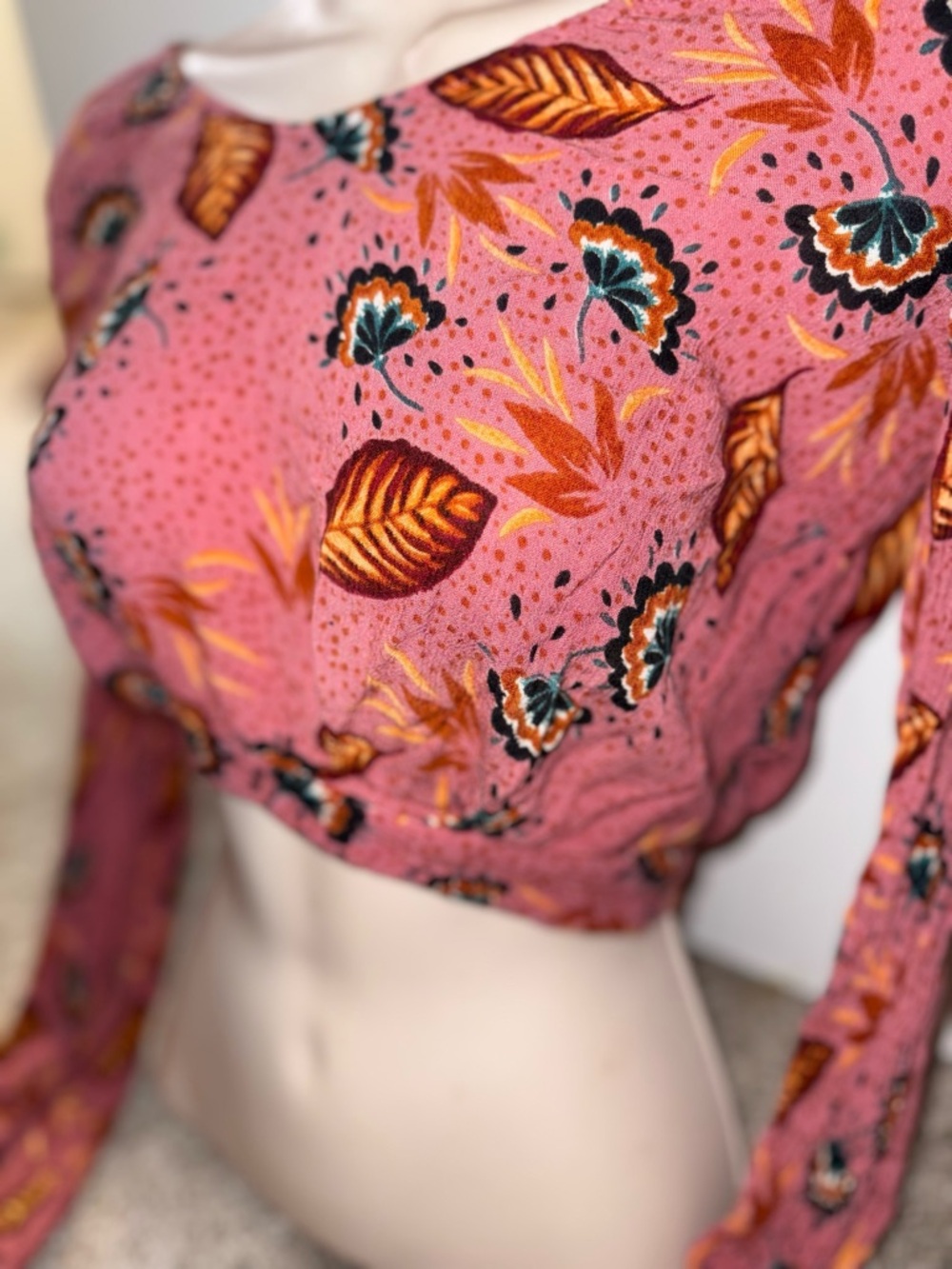 Anthropology Floral Crop Long-Sleeve Top in Dusty Rose - Picture 4 of 7